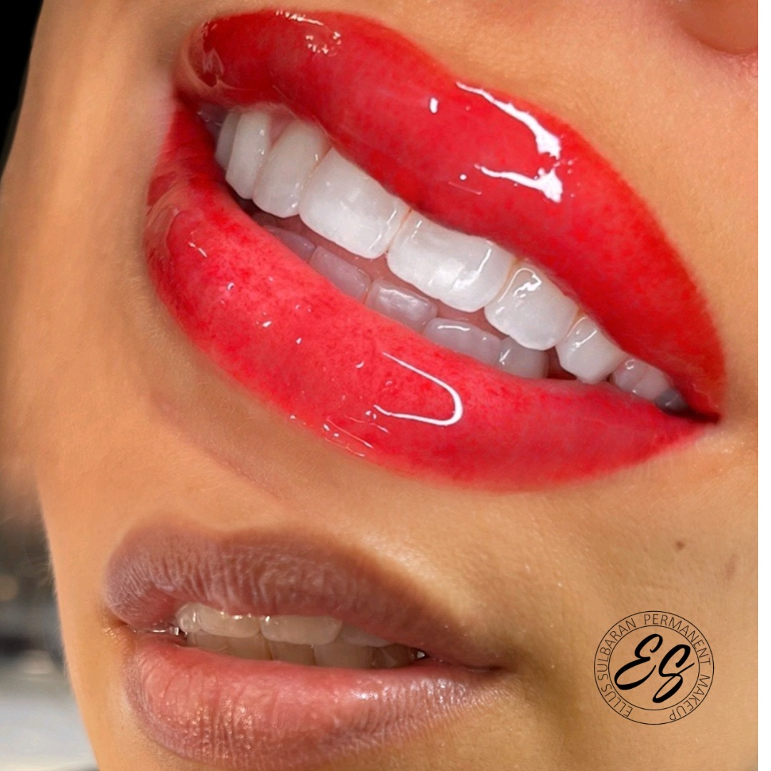 Ellus Signature Lips