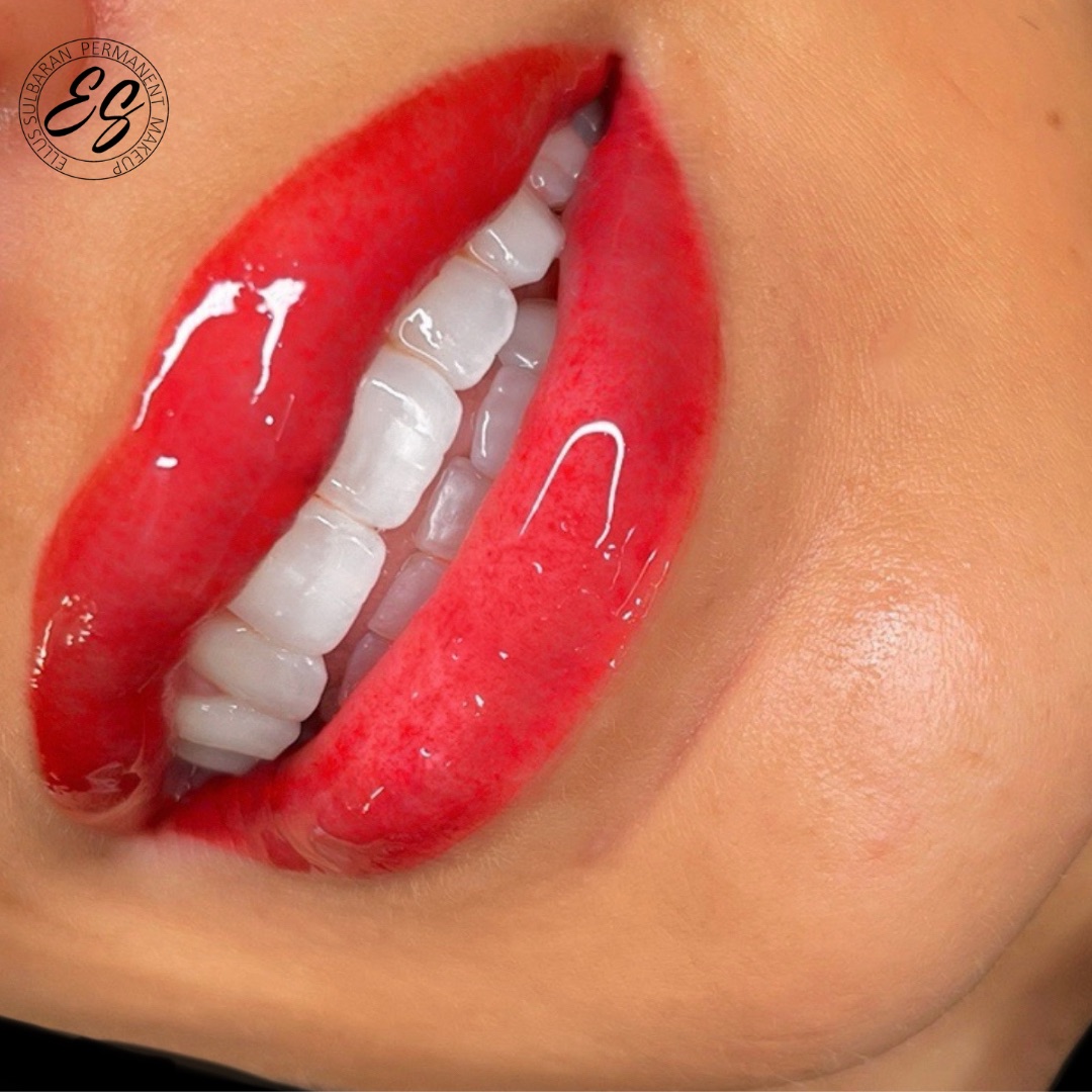 Ellus Signature Lips