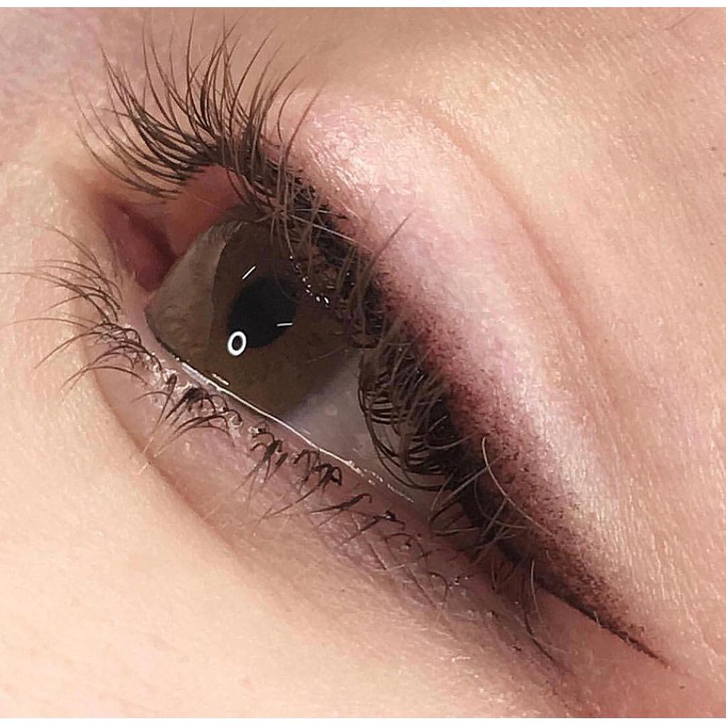 Smokey Line By Ellus